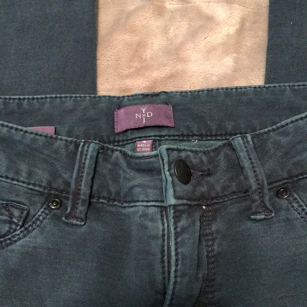 NYD jeans-Size 4 - Picture 3 of 4